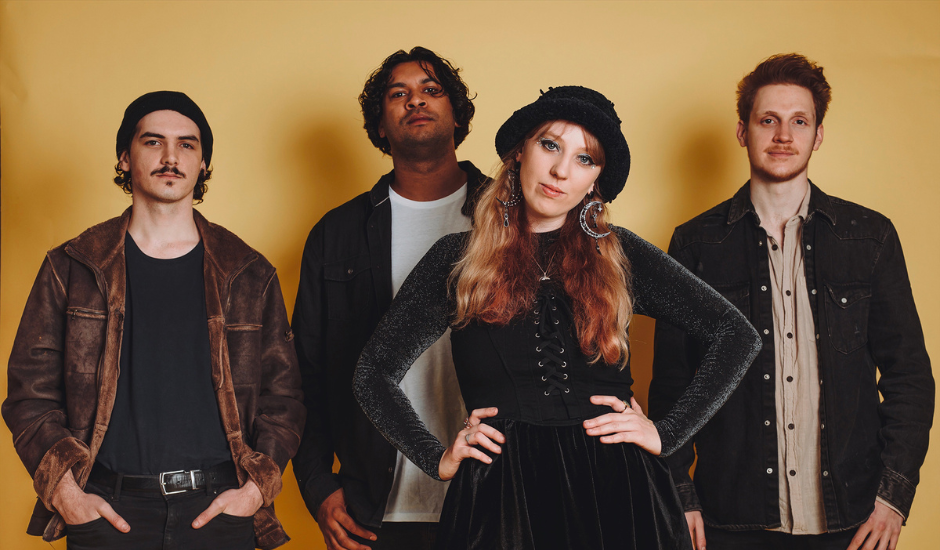 Music Video Premiere: Joan & The Giants - The Weekend 