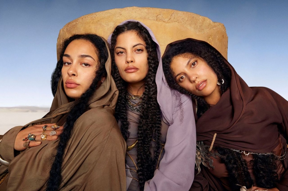 Watch: Ibeyi - Lavender and Red Roses feat. Jorja Smith
