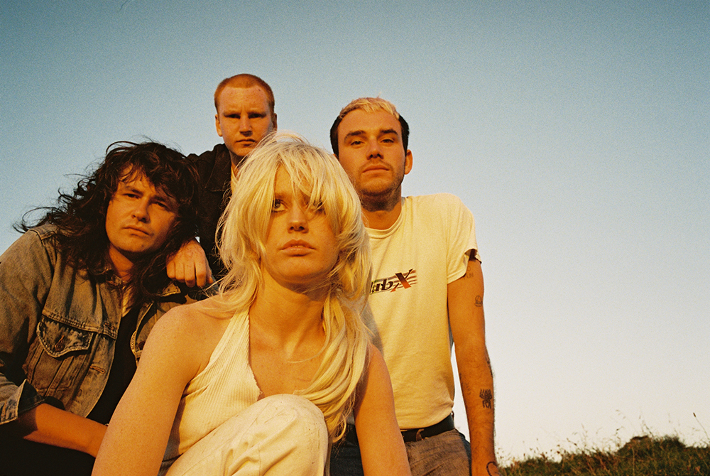 amyl and the sniffers comfort to me album walkthrough in article