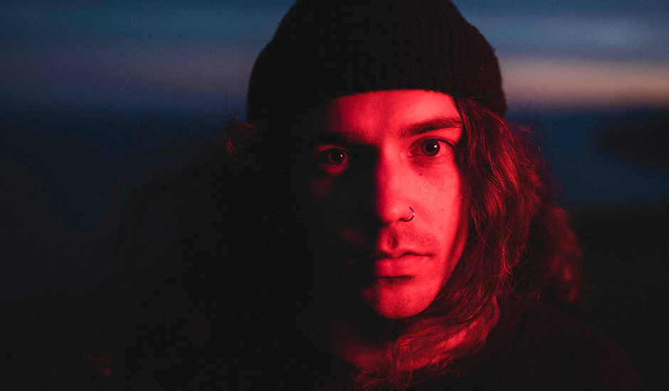 Meet ioakim, a multi-talented force making 2010s-era indie-pop with his new single