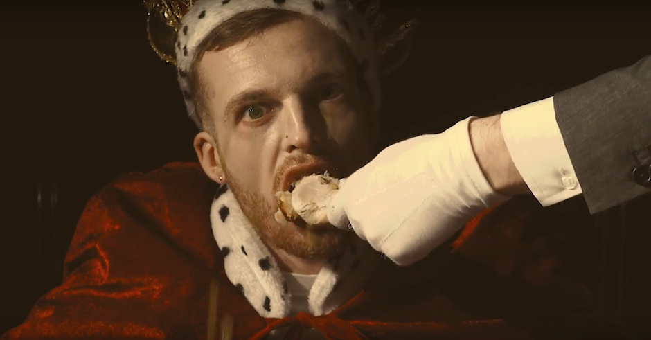 Premiere: Perth rapper Silvertongue goes royal on his video for Full Plate