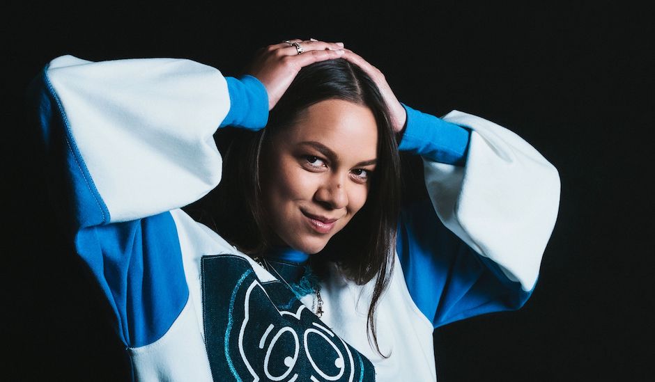 Premiere: New Zealand's RIIKI sets her sights on the world with Share Your Luv