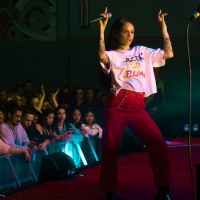 Next article: Kehlani wore a 'Justice For Elijah' shirt and invited Ziggy Ramo on stage in Perth this week